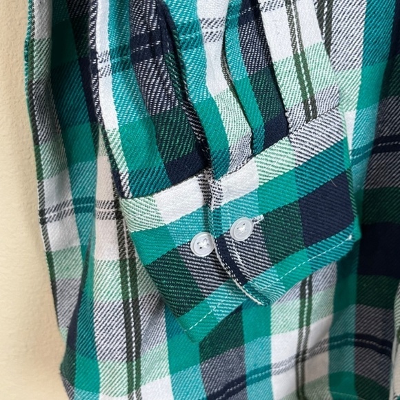 NWT PrettyLittleThings Green Check Oversized Long Sleeve Dad Shirt; One Size - Picture 2 of 10